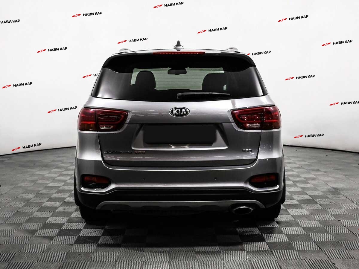 Kia Sorento с пробегом — 2018 год. Фото: #5