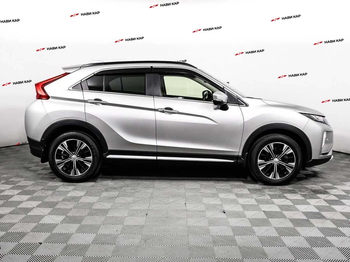 Mitsubishi Eclipse Cross с пробегом — 2018 год. Фото: #3