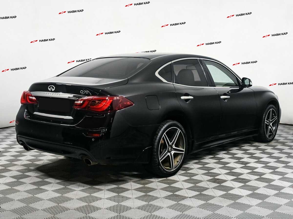Infiniti Q70 с пробегом — 2016 год. Фото: #3