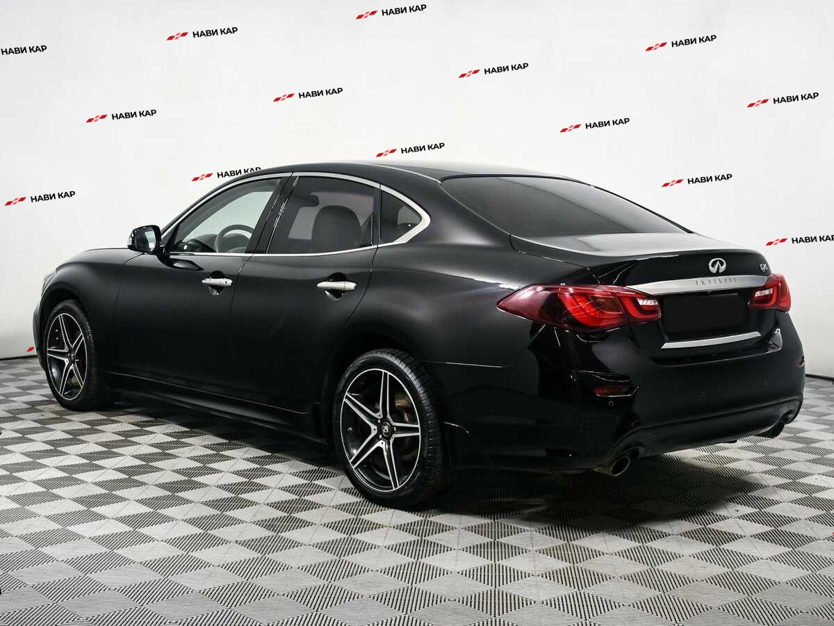 Infiniti Q70 с пробегом — 2016 год. Фото: #5