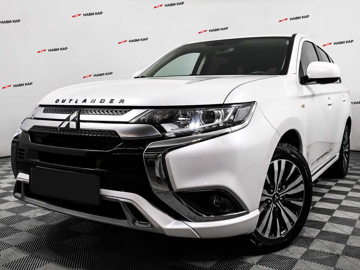Mitsubishi Outlander с пробегом — 2022 год. Фото: #15