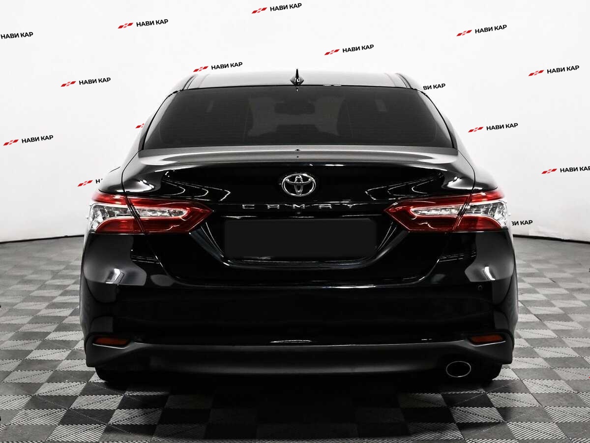 Toyota Camry с пробегом — 2019 год. Фото: #5