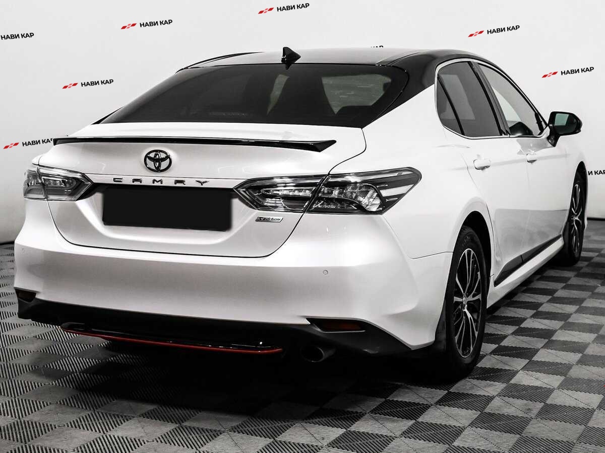 Toyota Camry с пробегом — 2020 год. Фото: #4