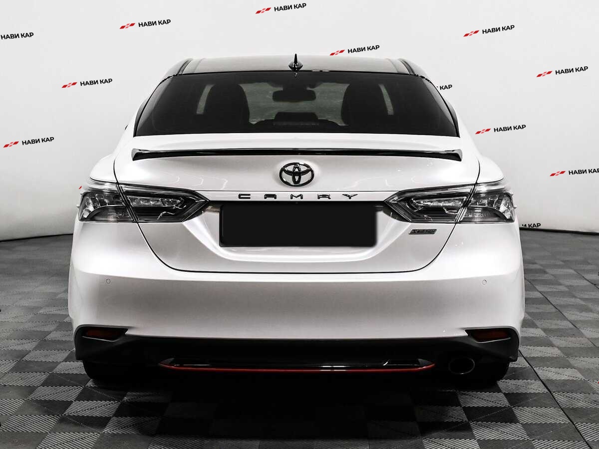 Toyota Camry с пробегом — 2020 год. Фото: #5