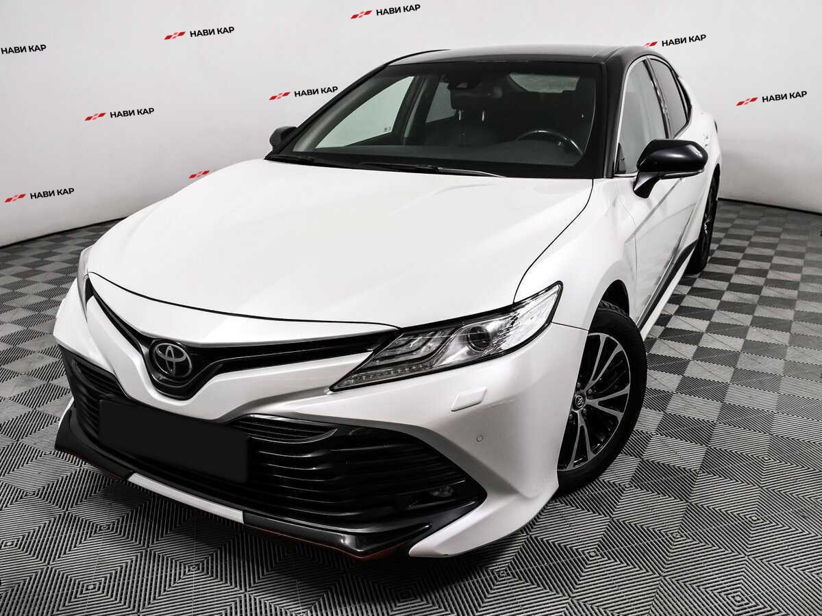 Toyota Camry с пробегом — 2020 год. Фото: #13