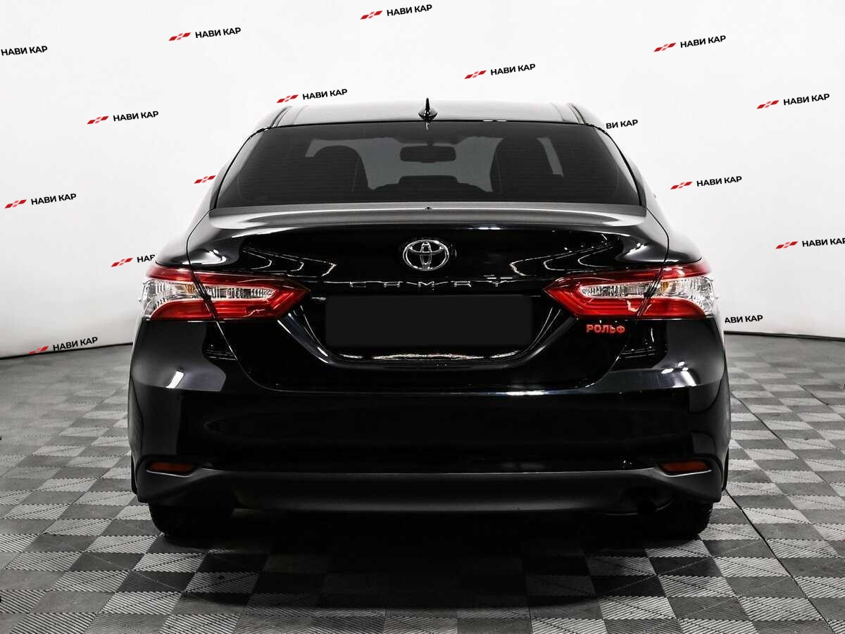 Toyota Camry с пробегом — 2022 год. Фото: #5