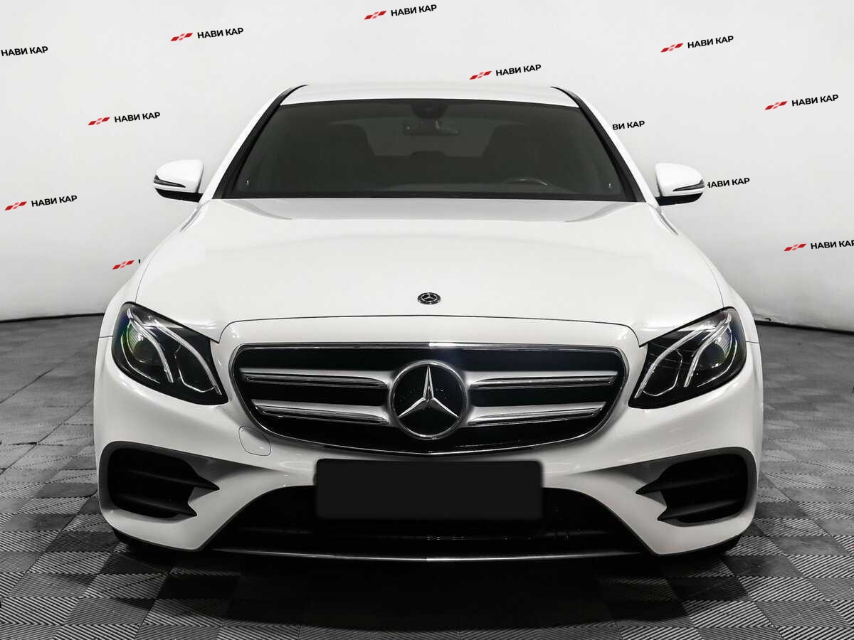 Mercedes-Benz E-Класс с пробегом — 2018 год. Фото: #1