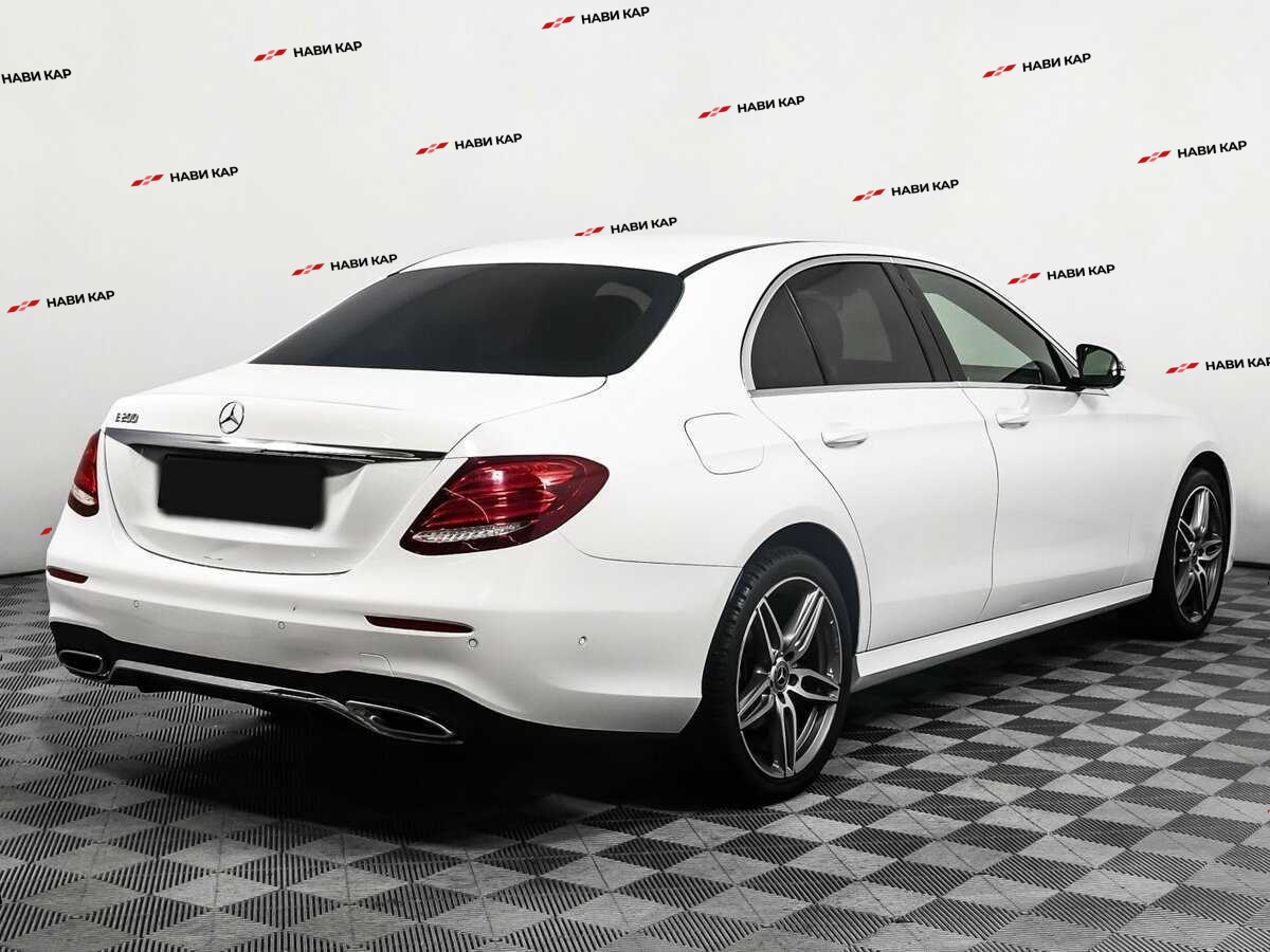 Mercedes-Benz E-Класс с пробегом — 2018 год. Фото: #4