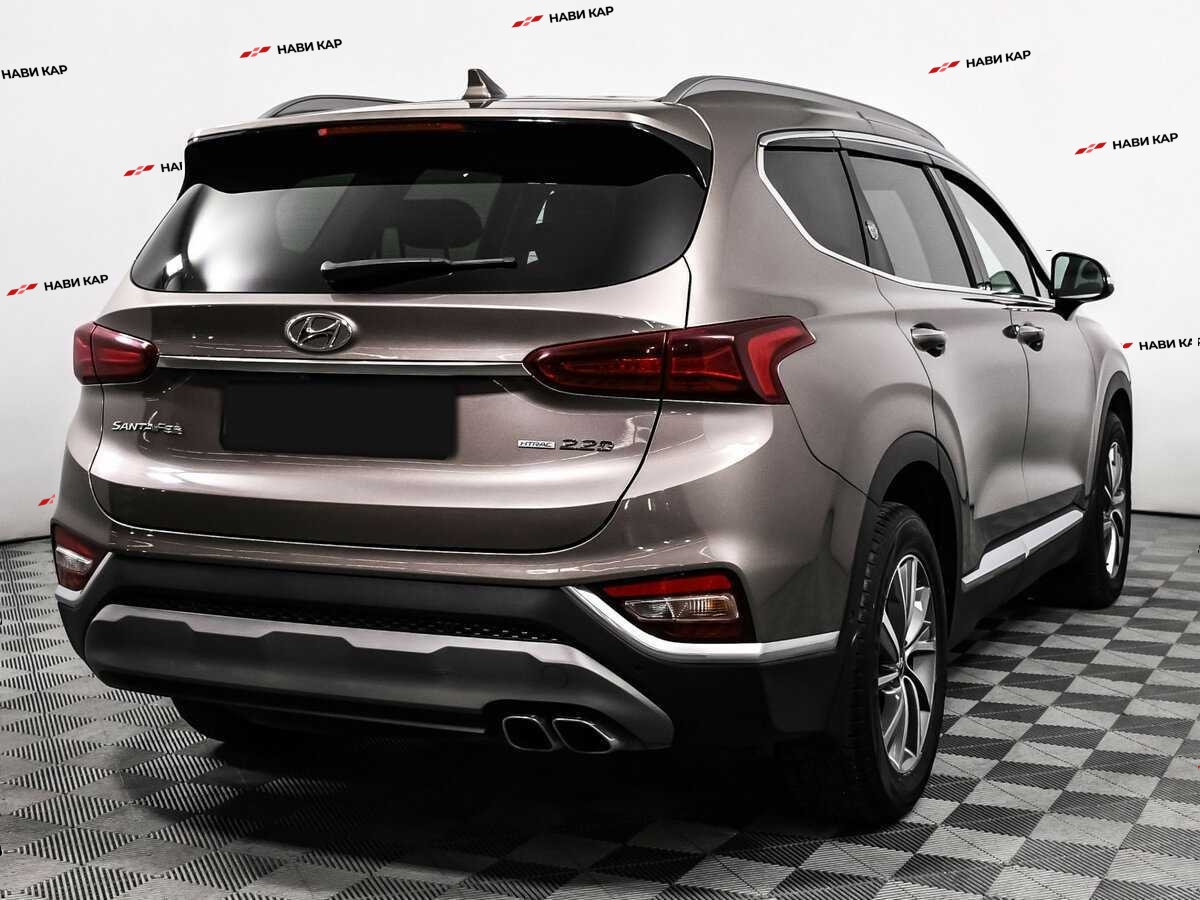 Hyundai Santa Fe с пробегом — 2018 год. Фото: #4