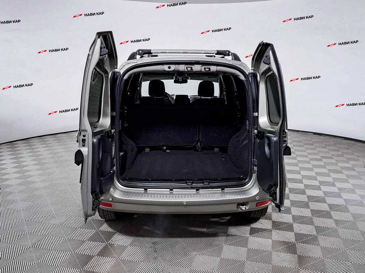 Lada (ВАЗ) Largus с пробегом — 2022 год. Фото: #7