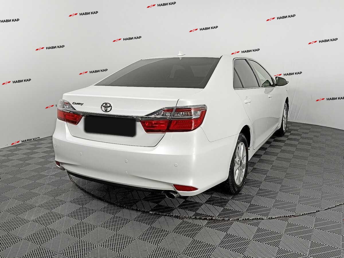 Toyota Camry с пробегом — 2017 год. Фото: #3