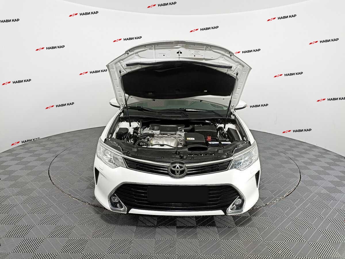 Toyota Camry с пробегом — 2017 год. Фото: #6