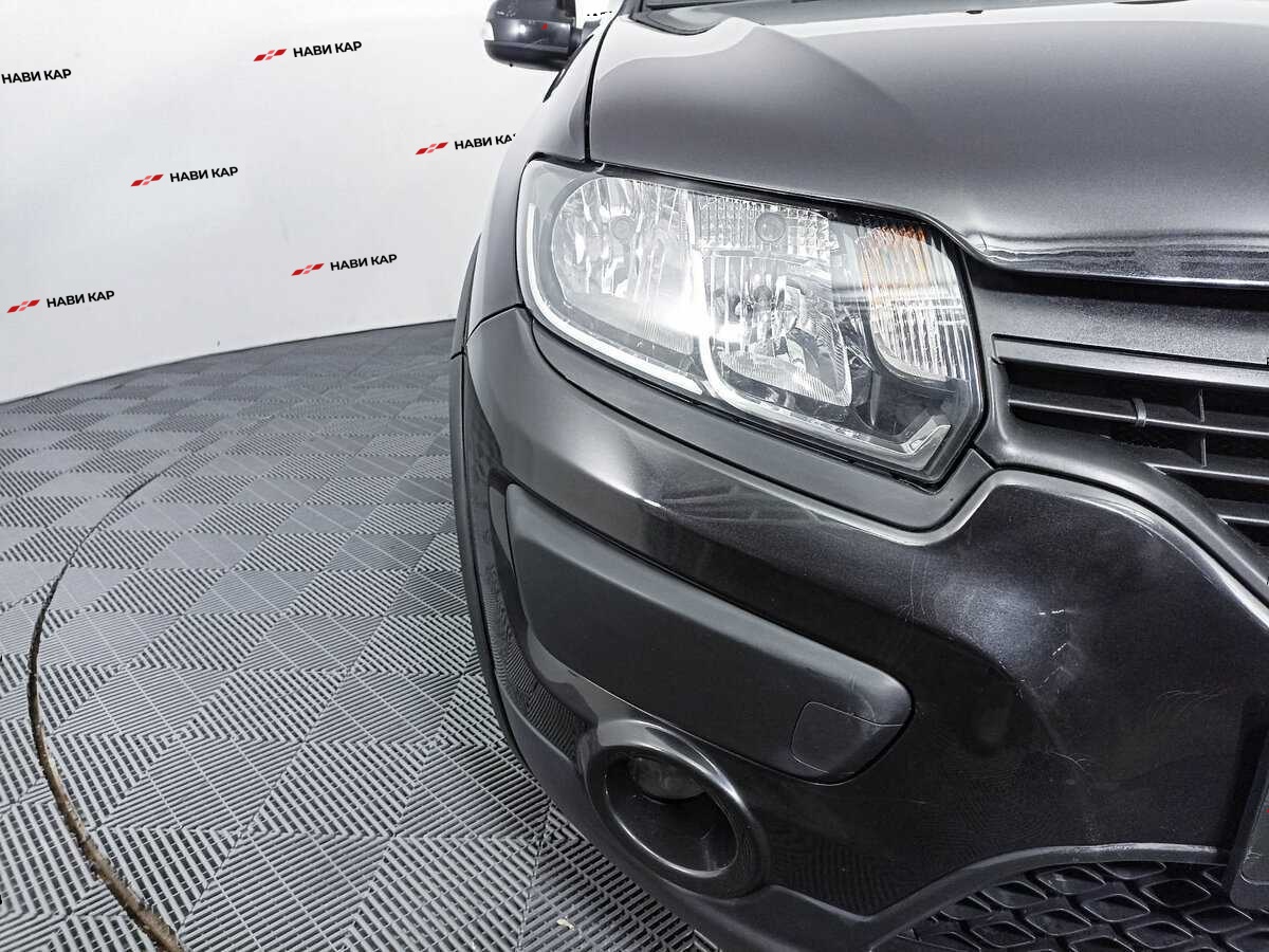 Renault Sandero с пробегом — 2016 год. Фото: #13