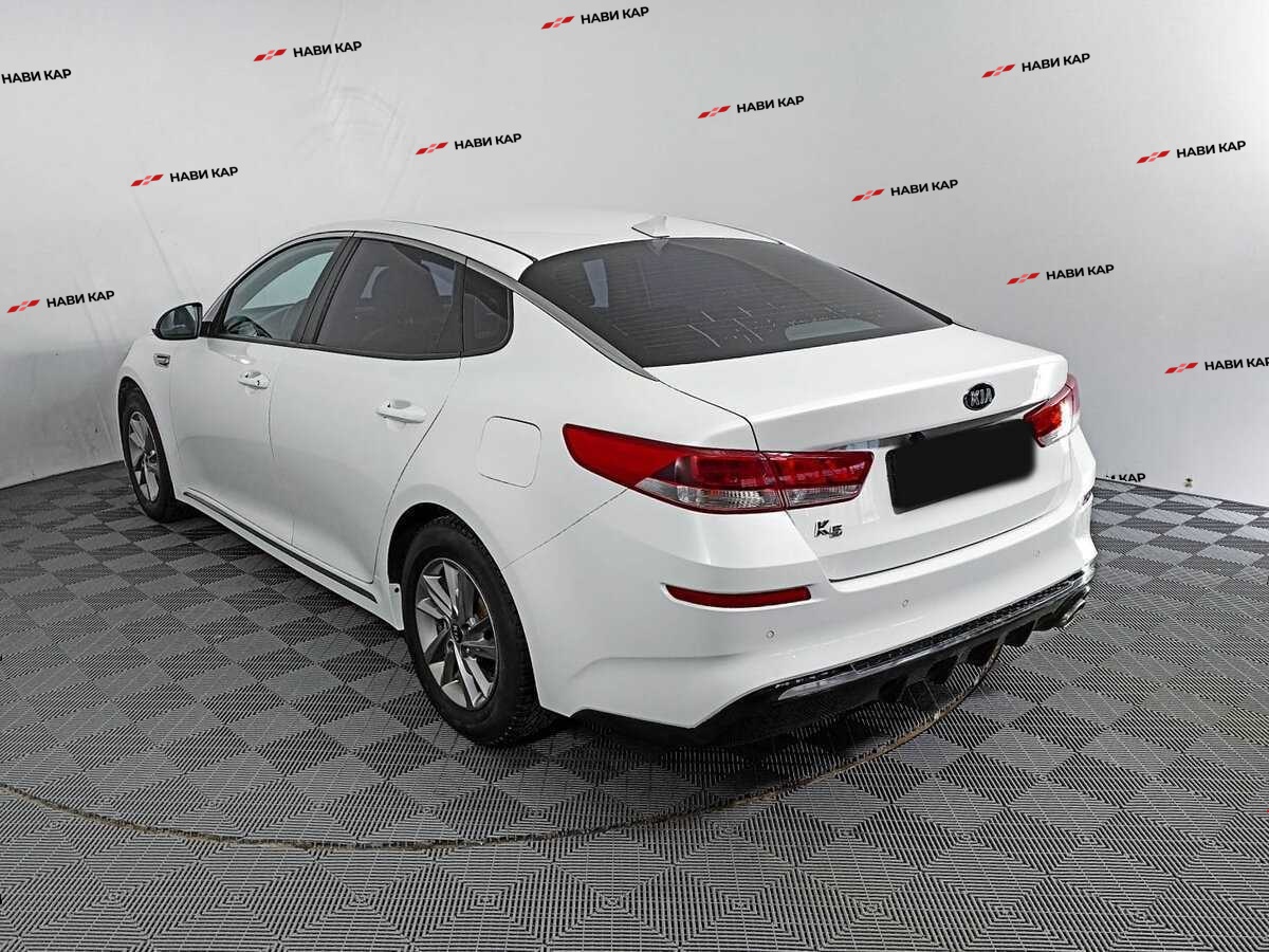 Kia K5 с пробегом — 2018 год. Фото: #6