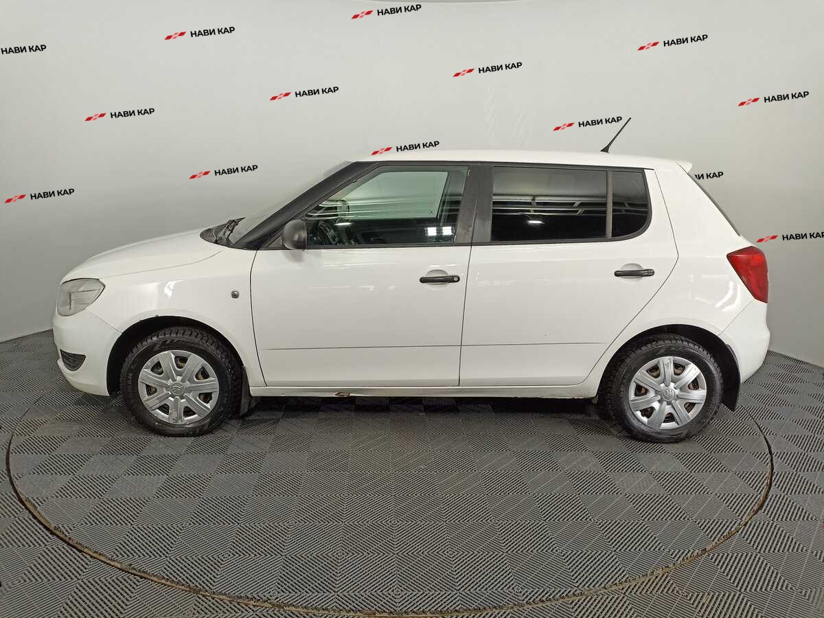 Skoda Fabia с пробегом — 2013 год. Фото: #7