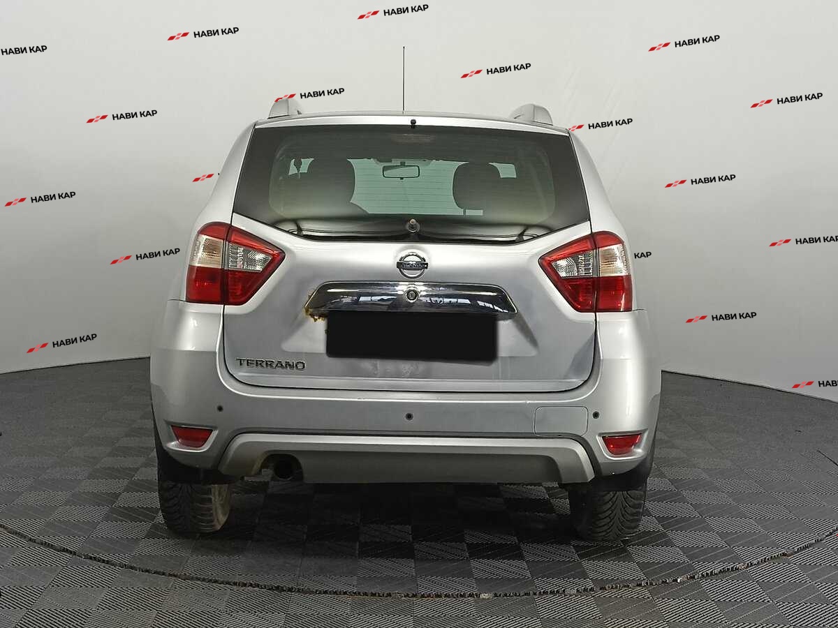 Nissan Terrano с пробегом — 2015 год. Фото: #4