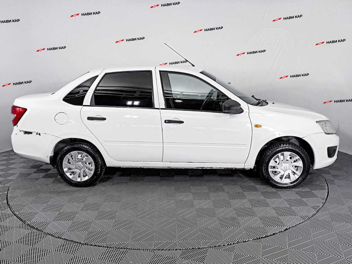 Lada (ВАЗ) Granta с пробегом — 2014 год. Фото: #3