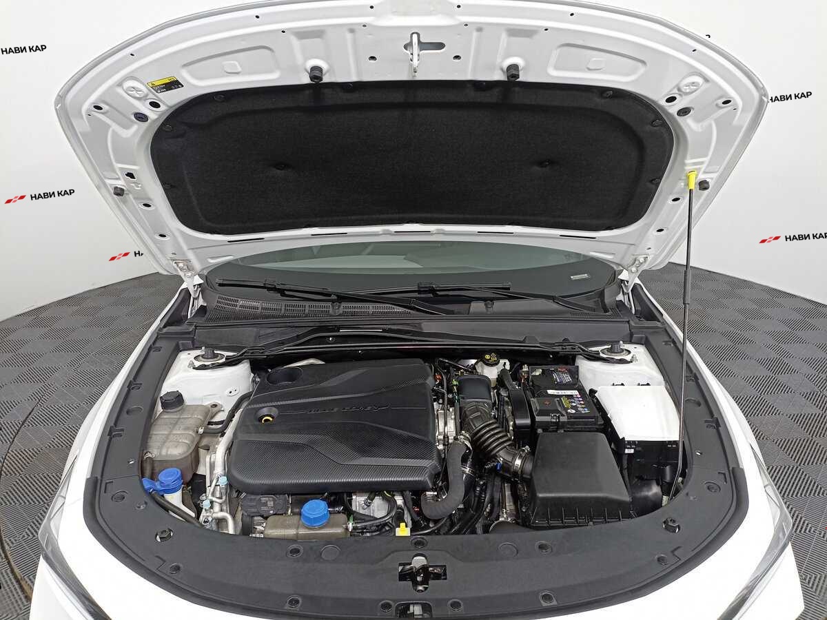 Changan UNI-V с пробегом — 2023 год. Фото: #8