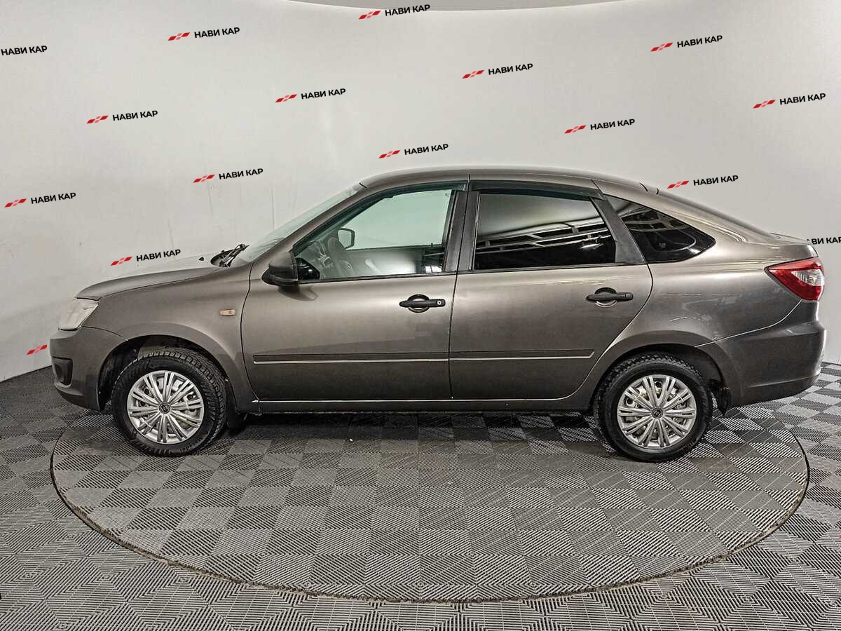 Lada (ВАЗ) Granta с пробегом — 2016 год. Фото: #7