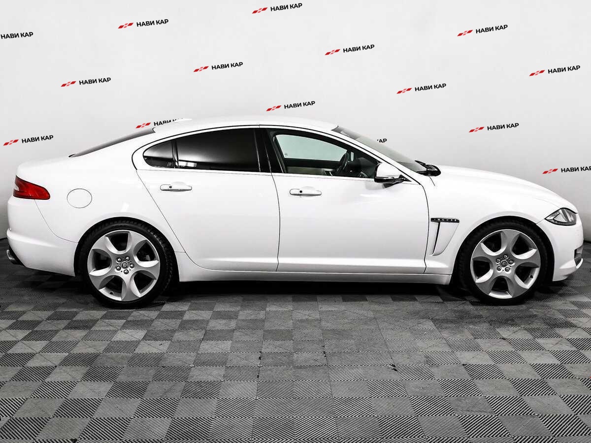 Jaguar XF с пробегом — 2012 год. Фото: #3