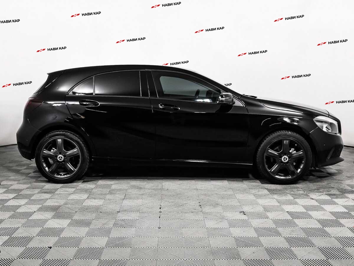 Mercedes-Benz A-Класс с пробегом — 2017 год. Фото: #3