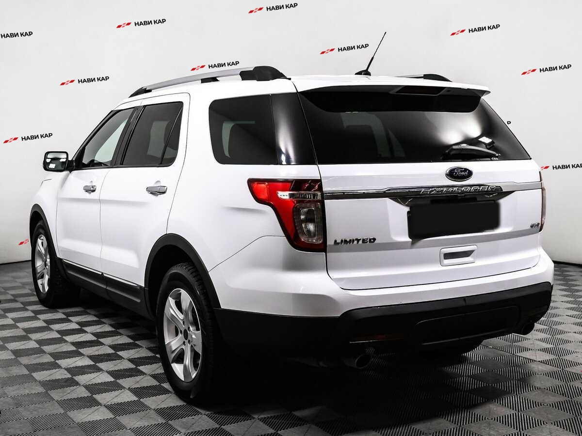 Ford Explorer с пробегом — 2014 год. Фото: #6