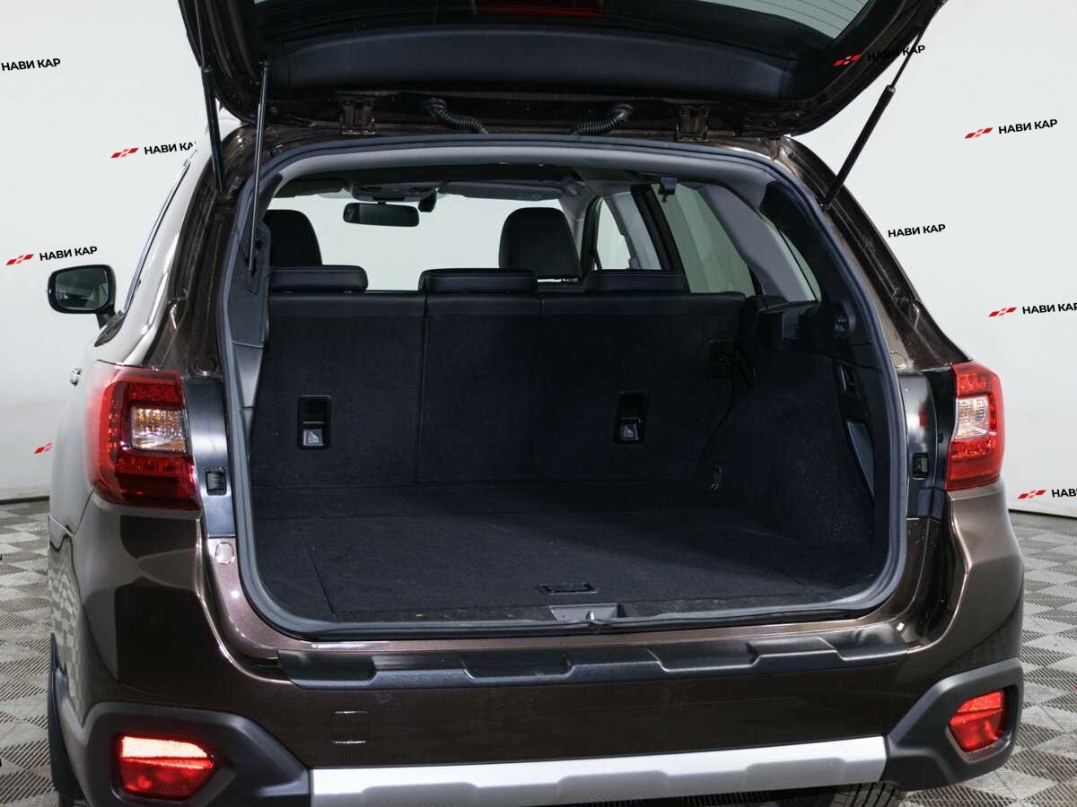 Subaru Outback с пробегом — 2018 год. Фото: #6