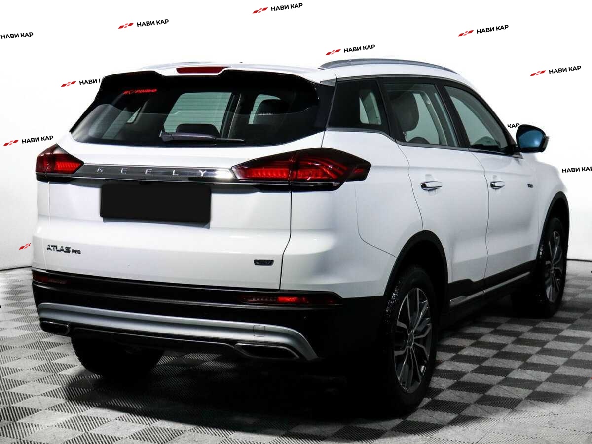 Geely Atlas Pro с пробегом — 2023 год. Фото: #4