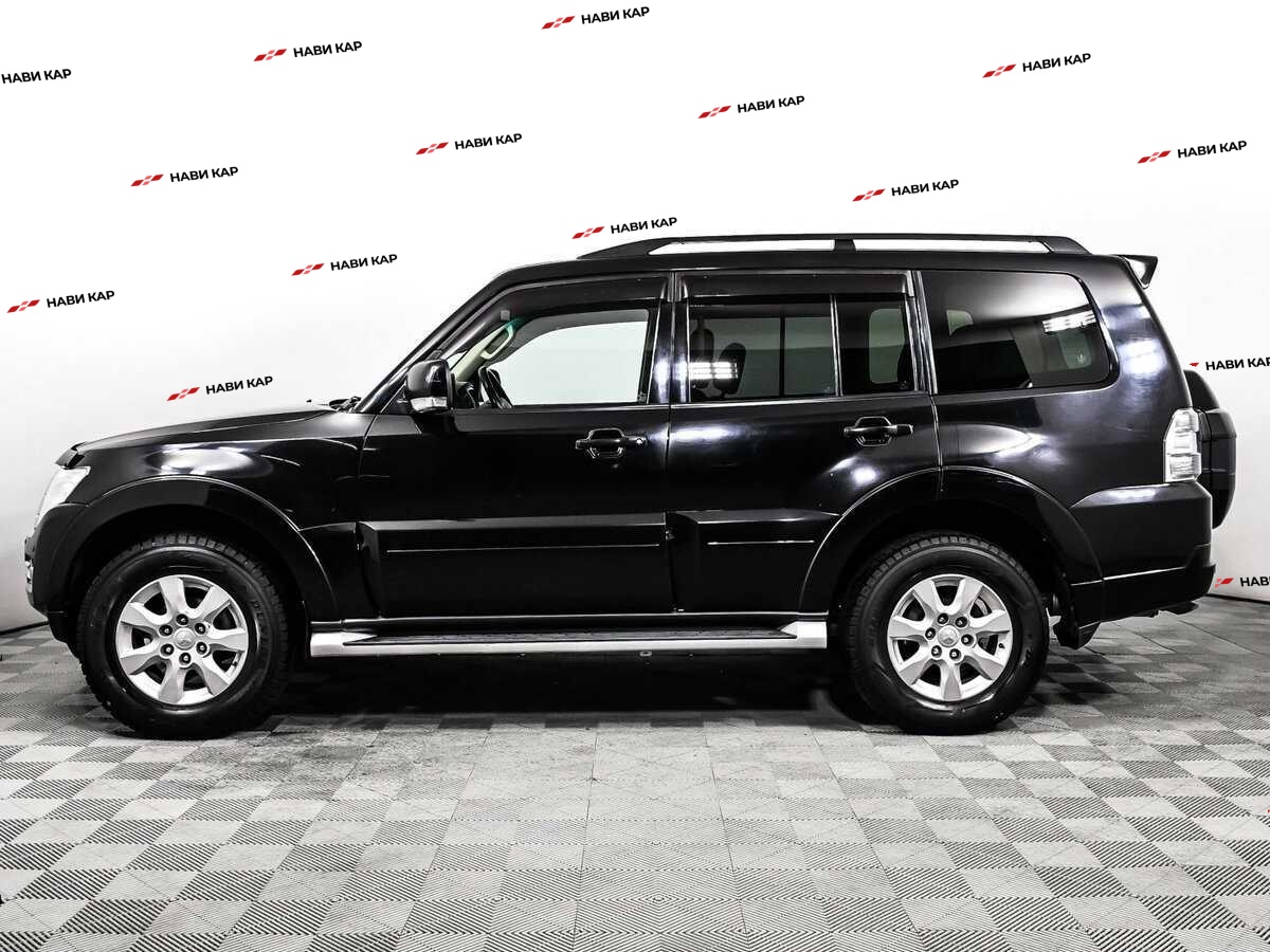 Mitsubishi Pajero с пробегом — 2015 год. Фото: #7