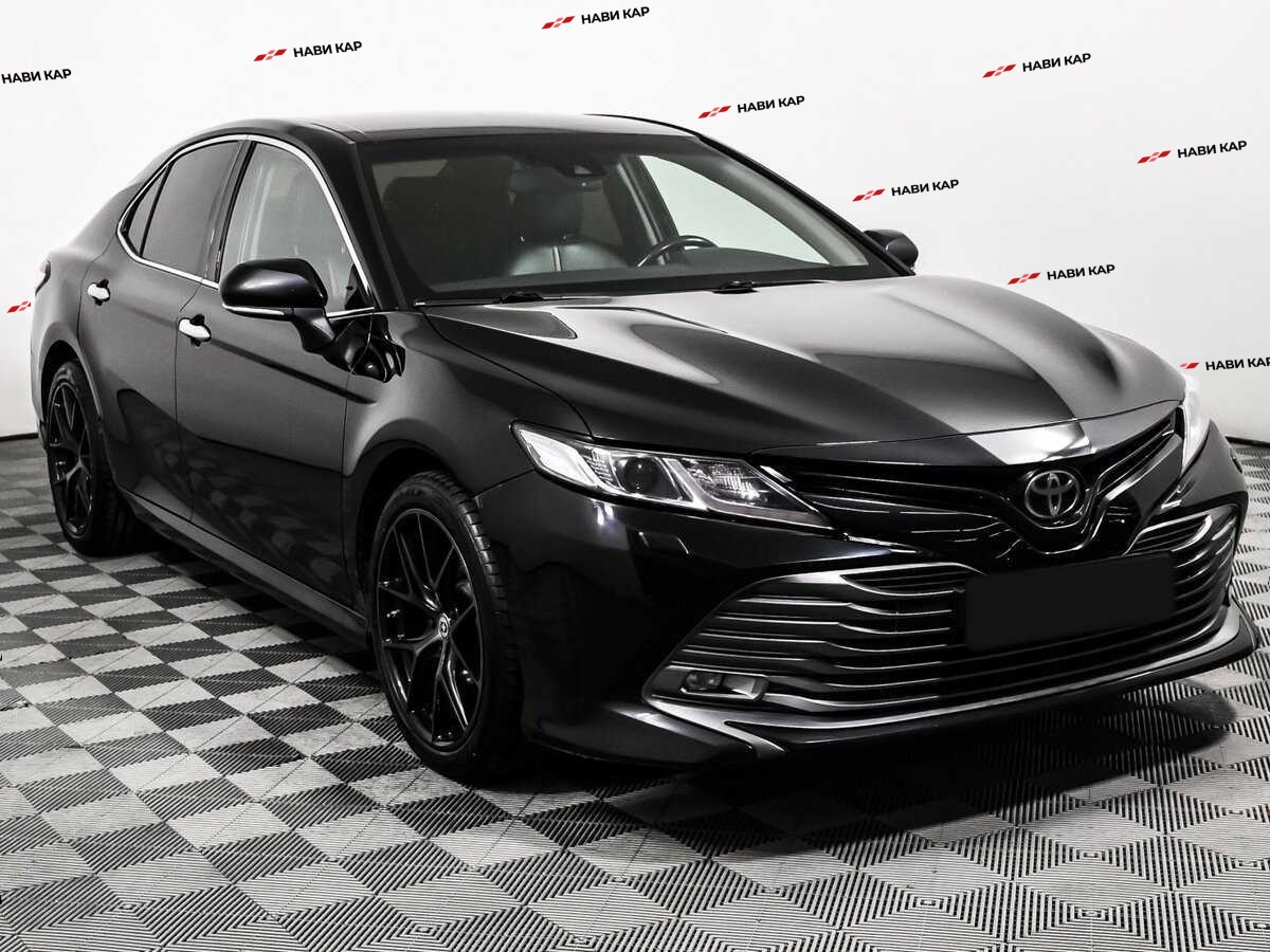 Toyota Camry с пробегом — 2019 год. Фото: #2
