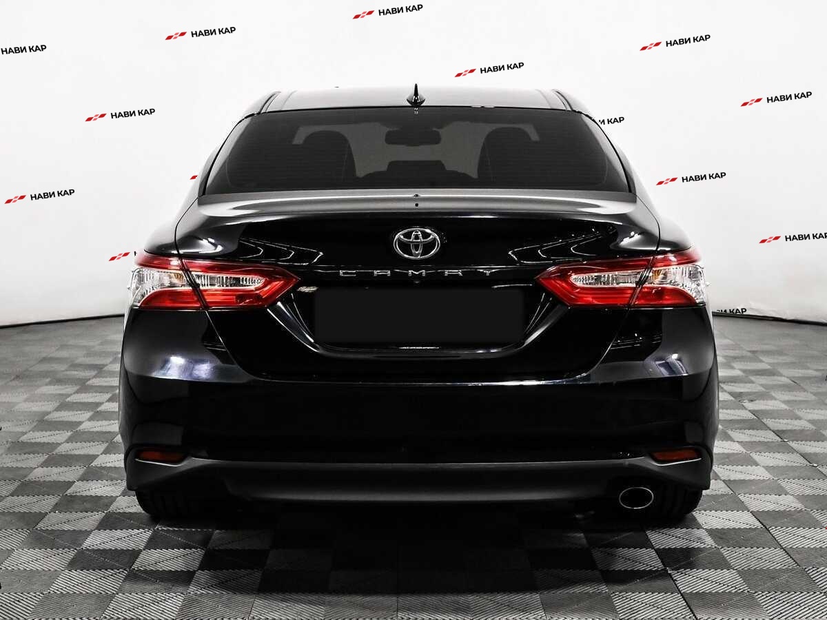 Toyota Camry с пробегом — 2019 год. Фото: #5