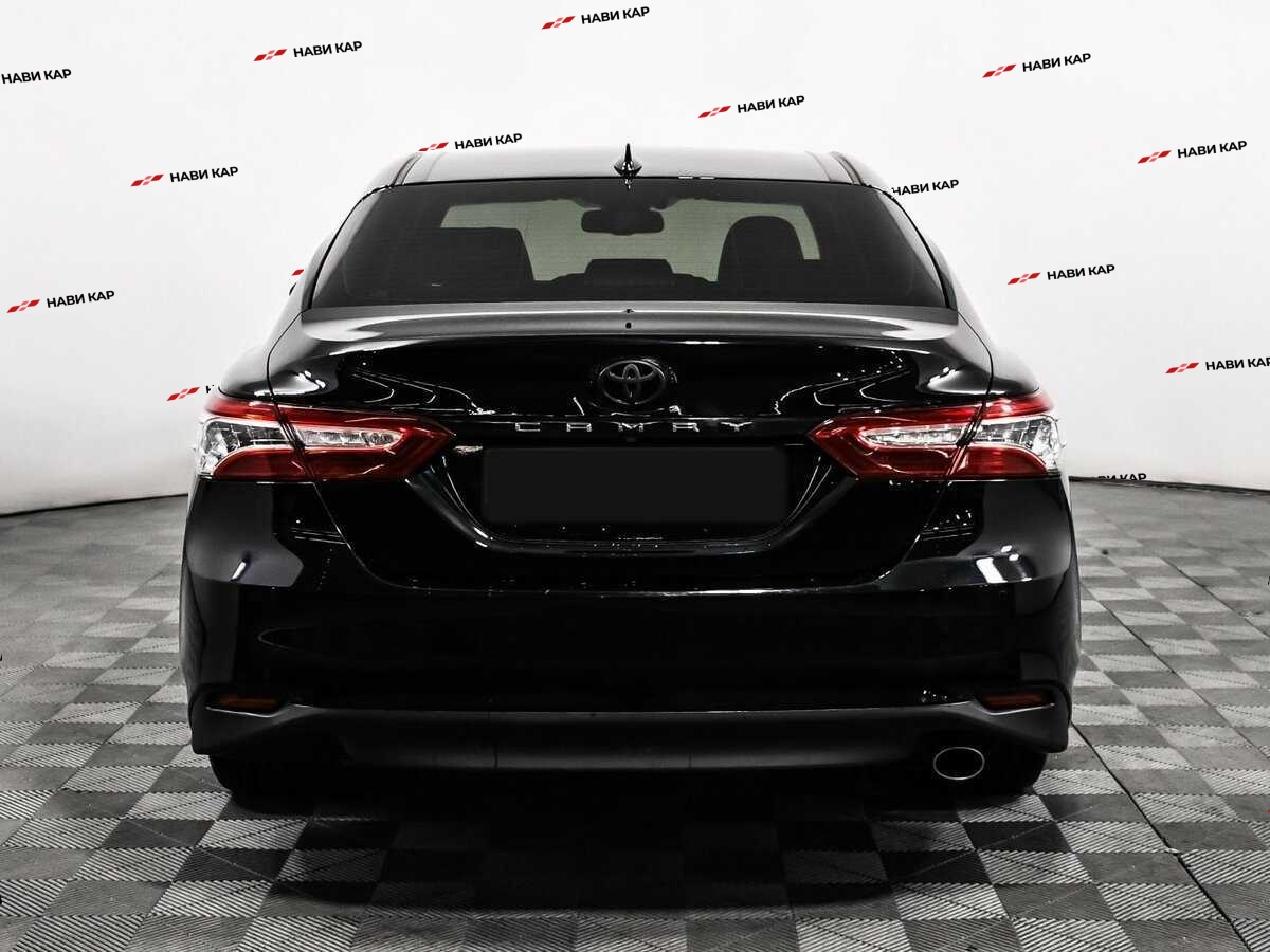 Toyota Camry с пробегом — 2019 год. Фото: #5