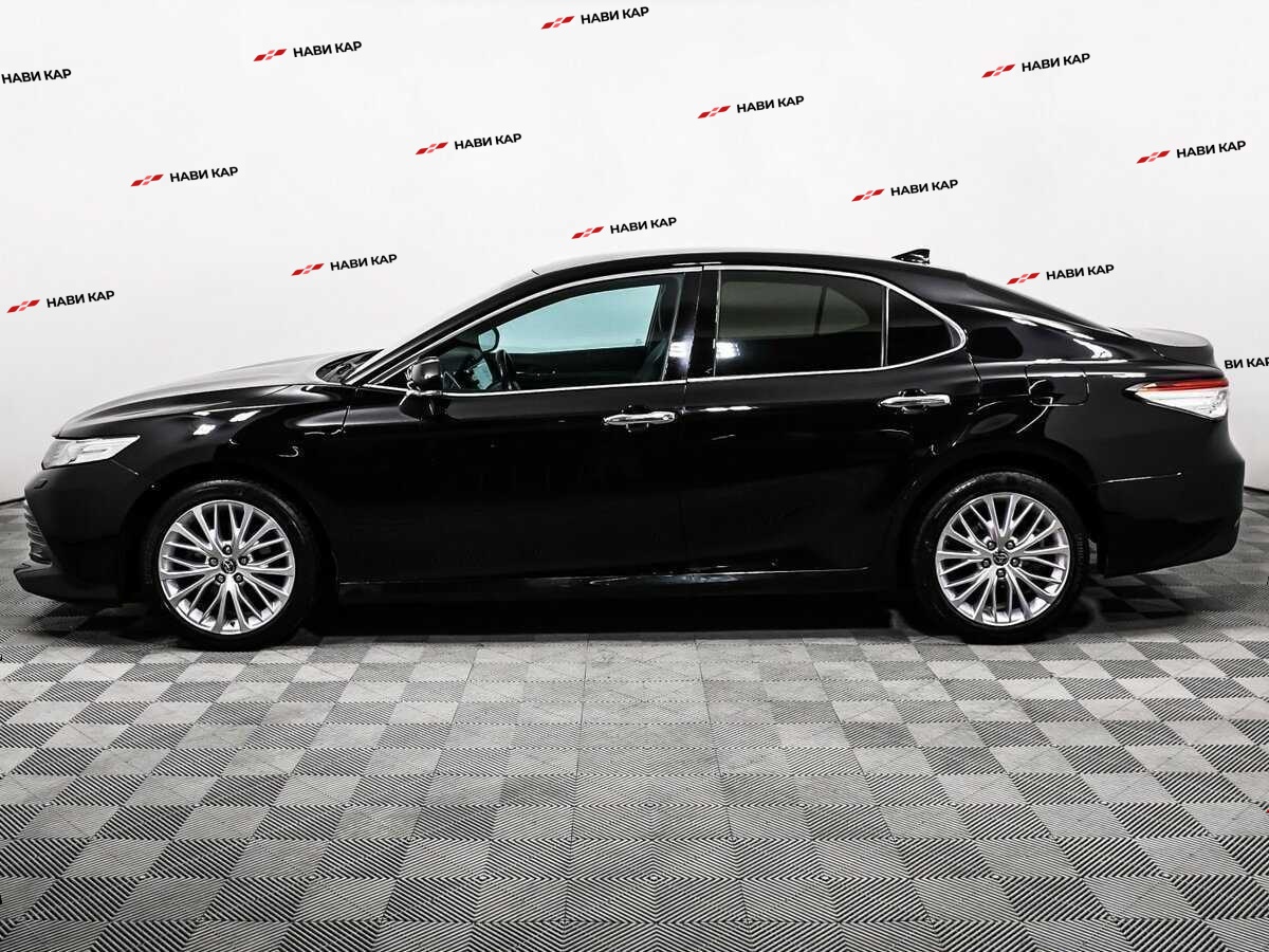 Toyota Camry с пробегом — 2019 год. Фото: #7