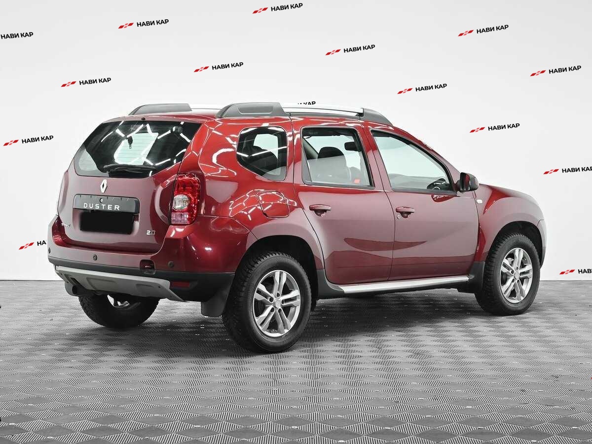 Renault Duster с пробегом — 2014 год. Фото: #3