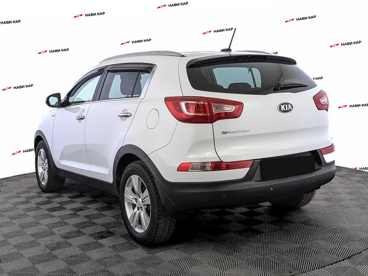 Kia Sportage с пробегом — 2012 год. Фото: #6