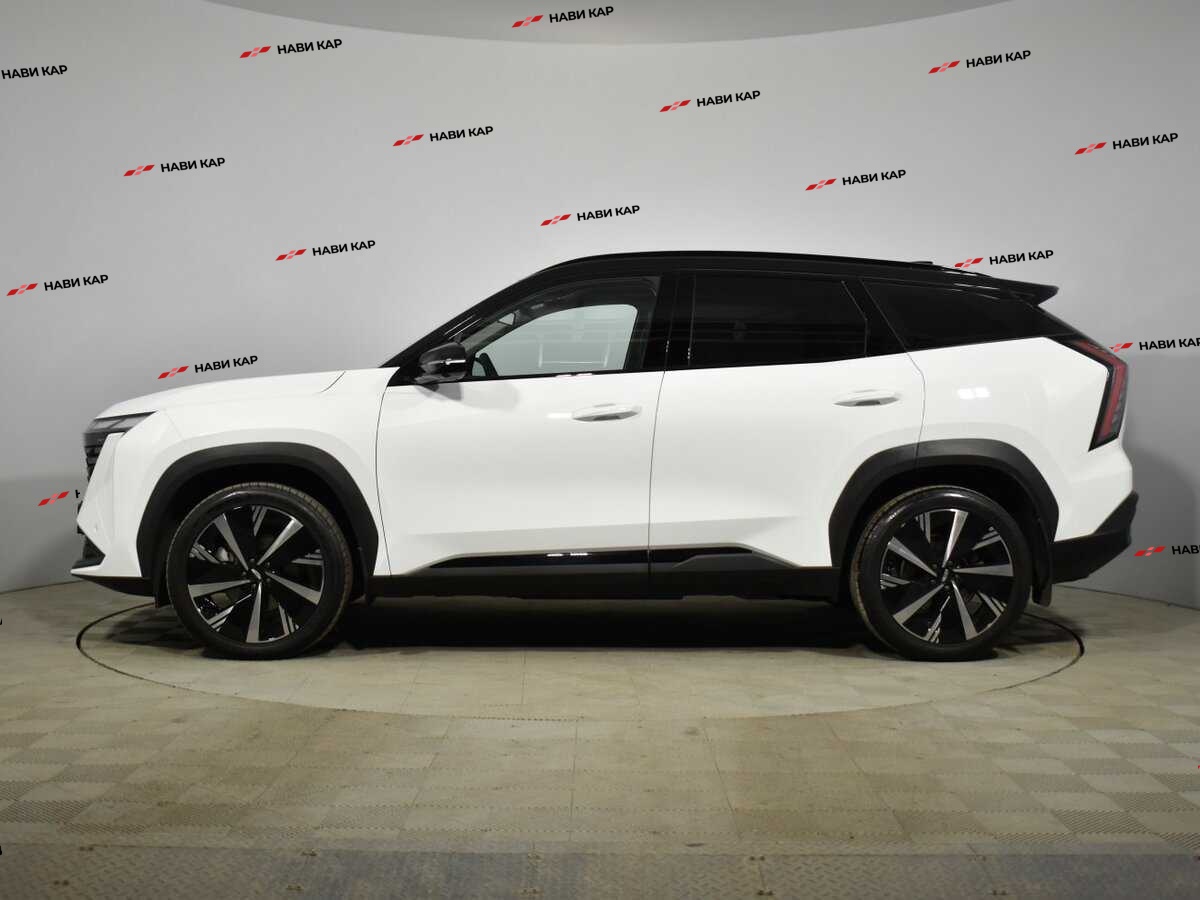 Geely Atlas с пробегом — 2024 год. Фото: #7