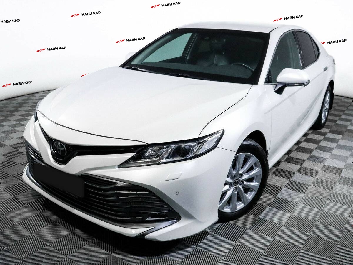 Toyota Camry с пробегом — 2021 год. Фото: #16