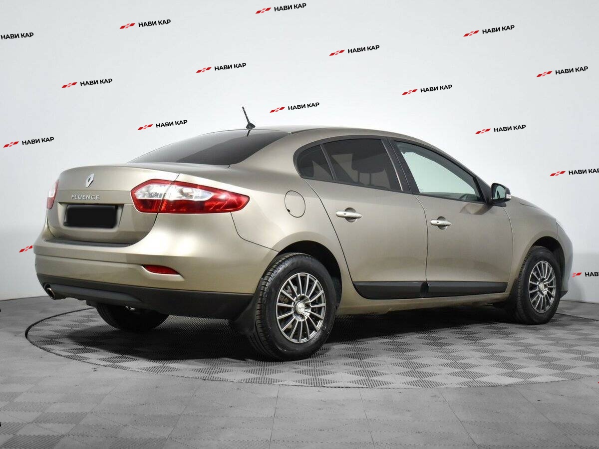 Renault Fluence с пробегом — 2013 год. Фото: #3