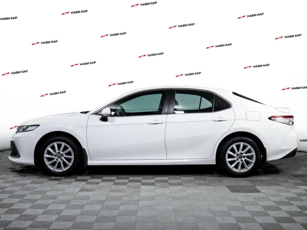 Toyota Camry с пробегом — 2021 год. Фото: #4