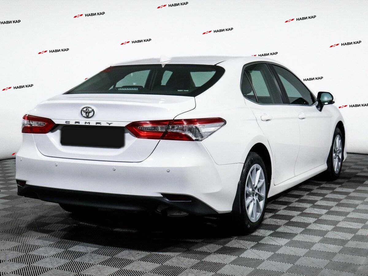 Toyota Camry с пробегом — 2021 год. Фото: #4