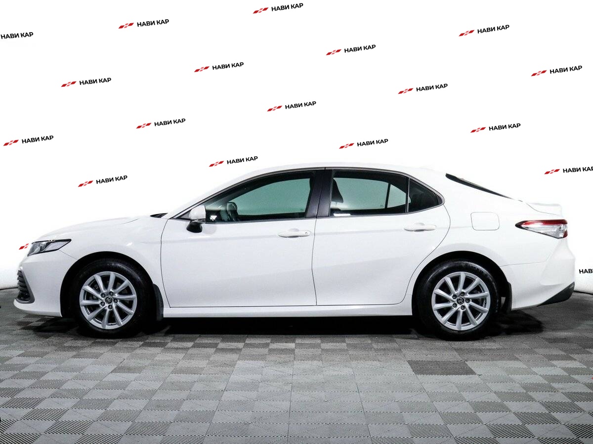 Toyota Camry с пробегом — 2021 год. Фото: #7