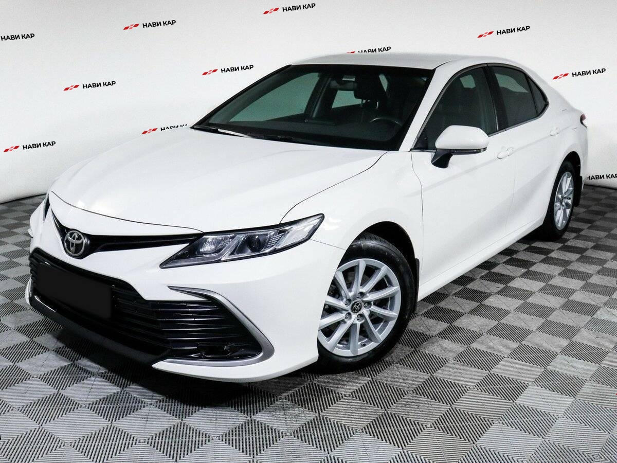 Toyota Camry с пробегом — 2021 год. Фото: #16