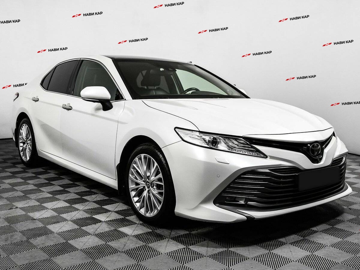 Toyota Camry с пробегом — 2019 год. Фото: #2