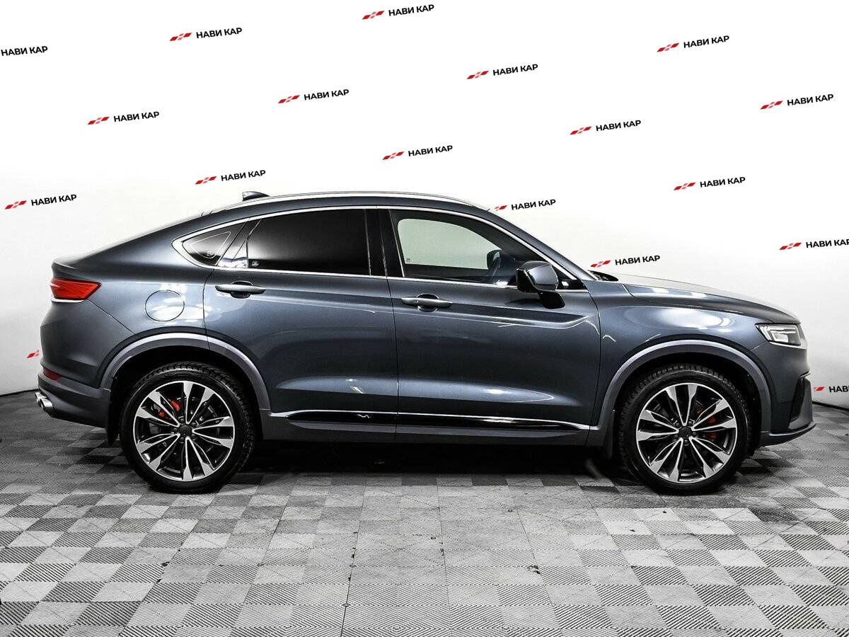 Geely Tugella с пробегом — 2022 год. Фото: #3