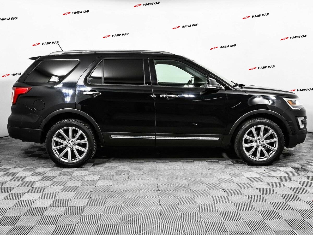 Ford Explorer с пробегом — 2017 год. Фото: #3
