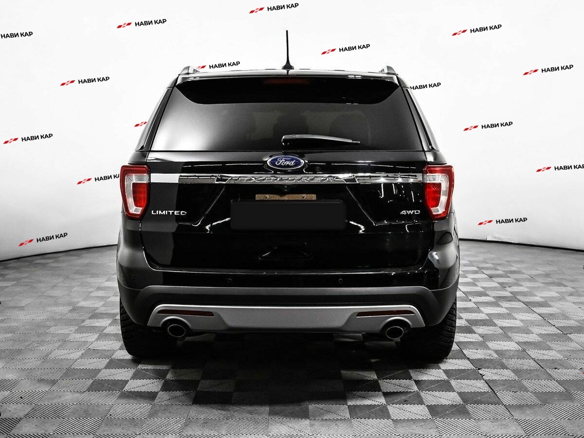 Ford Explorer с пробегом — 2017 год. Фото: #5