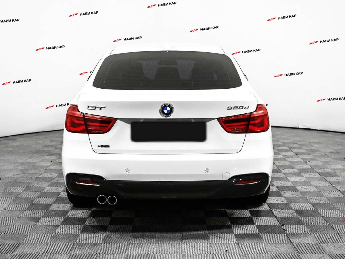 BMW 3 серии с пробегом — 2018 год. Фото: #5