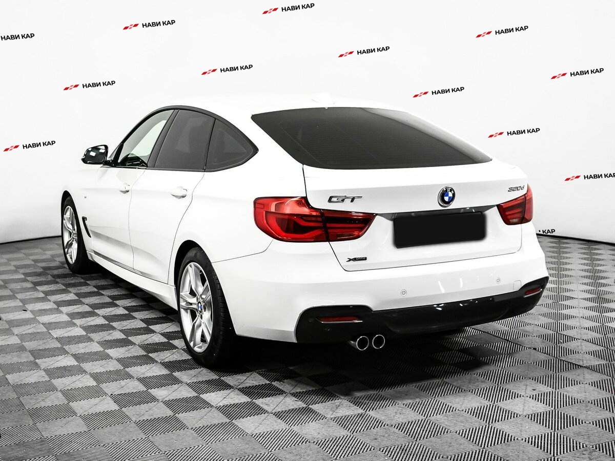 BMW 3 серии с пробегом — 2018 год. Фото: #6