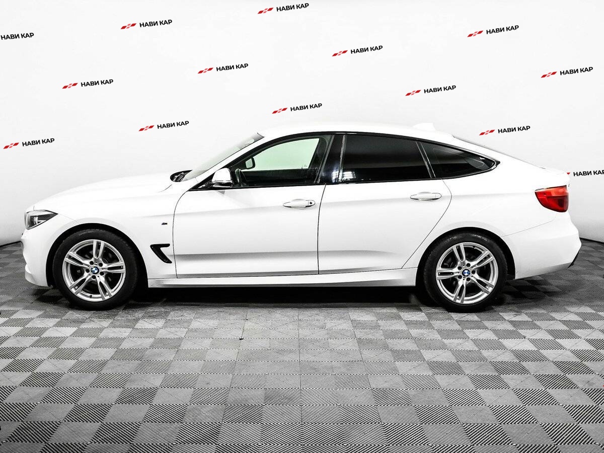 BMW 3 серии с пробегом — 2018 год. Фото: #7