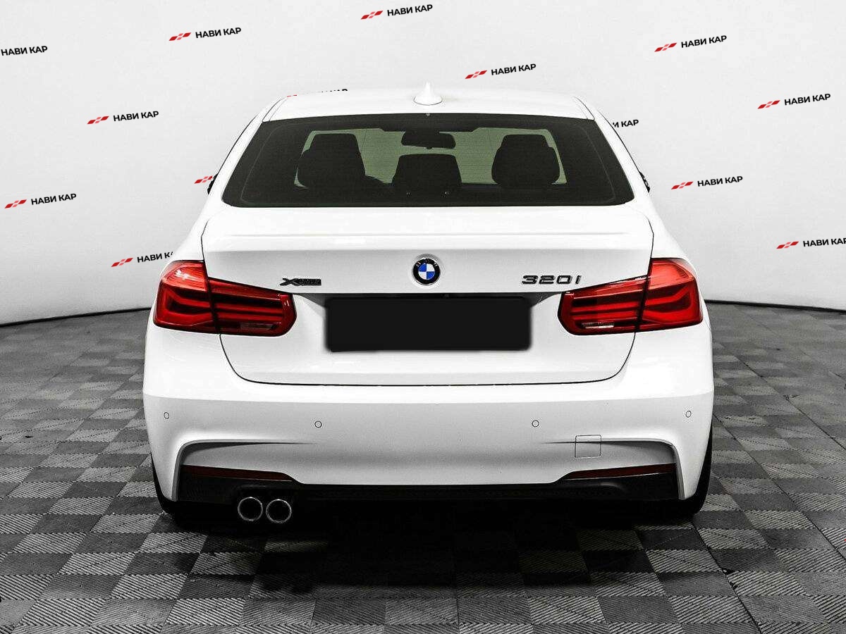 BMW 3 серии с пробегом — 2018 год. Фото: #5